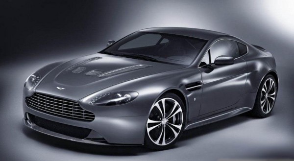 2010_aston_martin_v12_vantage_001-0203-950x650_edited-1