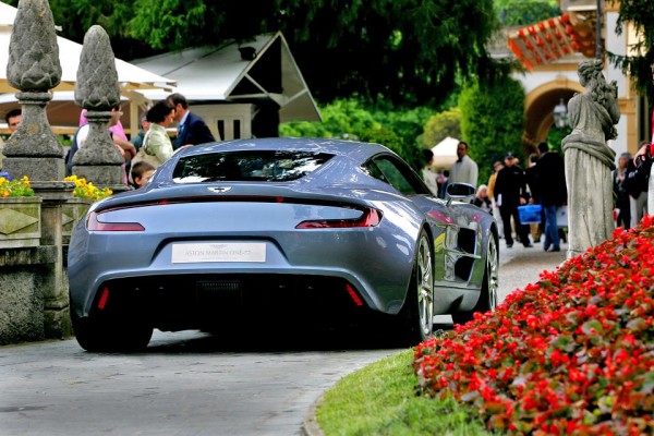 aston-martin-one-77-4