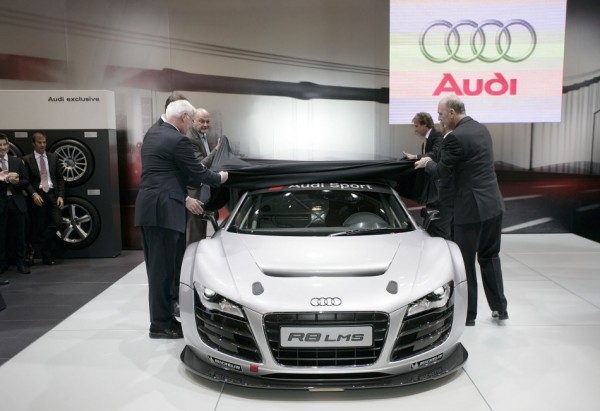 audi_r8_gt3_lm_002-1128-950x673