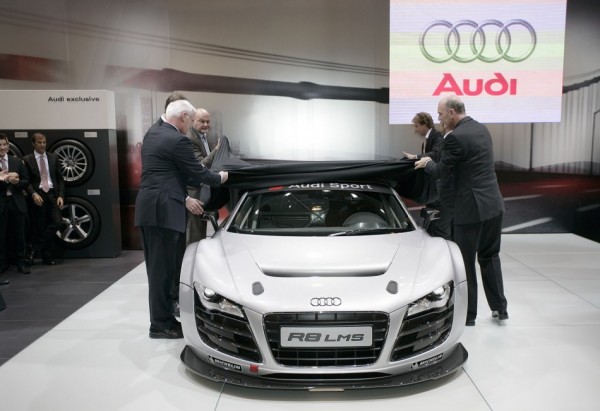 audi_r8_gt3_lm_002-1128-950x673