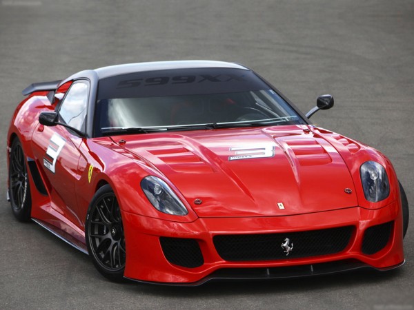 ferrari-599xx_2010_1024x768_wallpaper_02