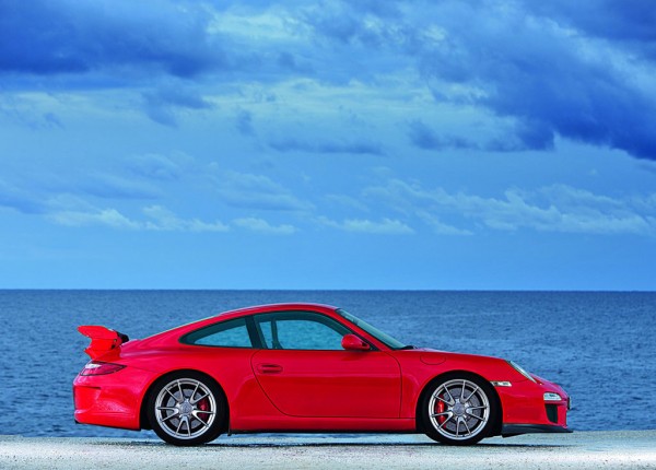 porsche-911_gt3_2010_1024x768_wallpaper_04