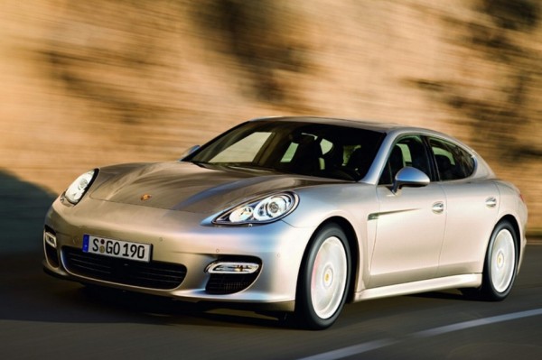 porsche_panamera_leaked_shots_001-1122-950x673