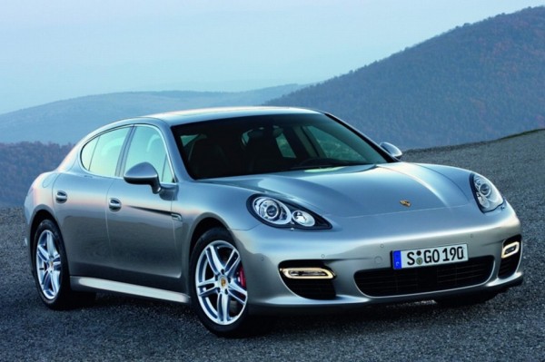 porsche_panamera_leaked_shots_004-1122-950x673